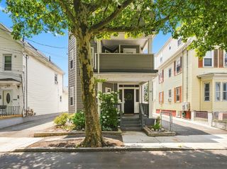 22 Otis St 1, Somerville, MA 02145