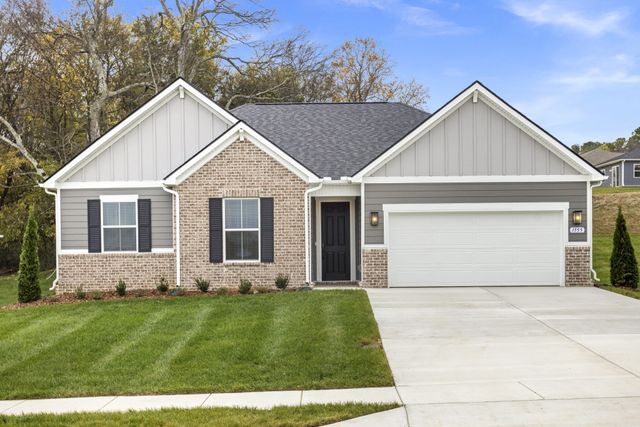 1555 Oak Springs Drive, Columbia, TN 38401