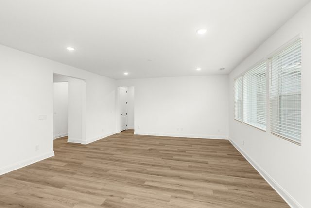 1555 Oak Springs Drive, Columbia, TN 38401