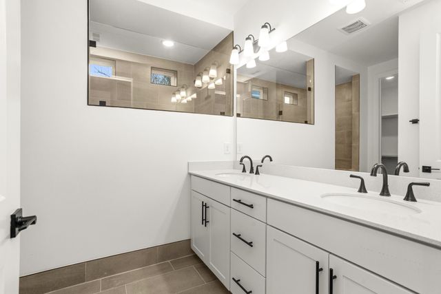 1555 Oak Springs Drive, Columbia, TN 38401