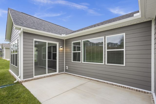 1555 Oak Springs Drive, Columbia, TN 38401