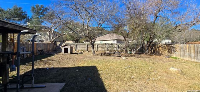 12311 Capeswood, San Antonio, TX 78249