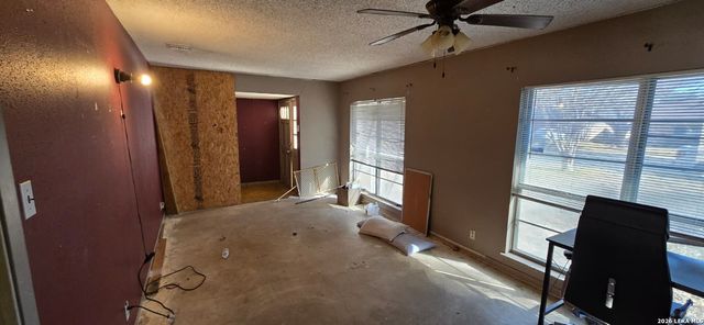 12311 Capeswood, San Antonio, TX 78249