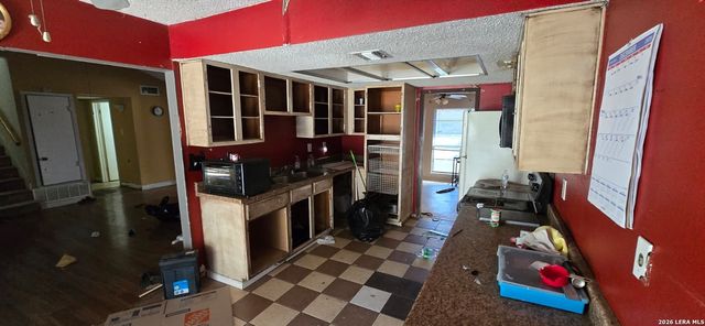 12311 Capeswood, San Antonio, TX 78249