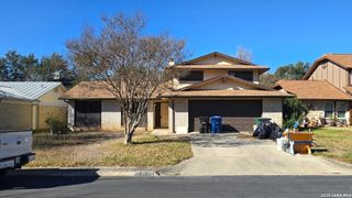 12311 Capeswood, San Antonio, TX 78249