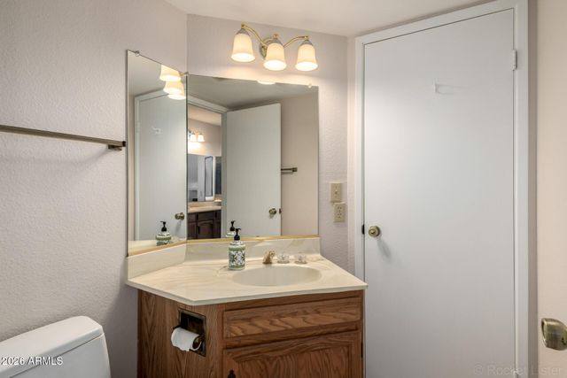 12285 S SHOSHONI Drive S, Phoenix, AZ 85044