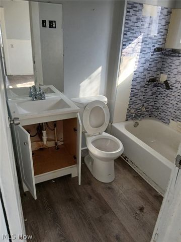 6110 Denison Avenue, Cleveland, OH 44102