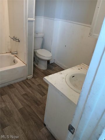 6110 Denison Avenue, Cleveland, OH 44102