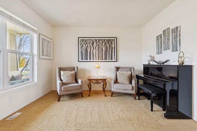 6726 Fountain Lane N, Maple Grove, MN 55311