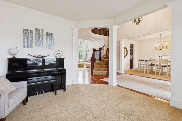 6726 Fountain Lane N, Maple Grove, MN 55311