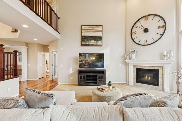 6726 Fountain Lane N, Maple Grove, MN 55311