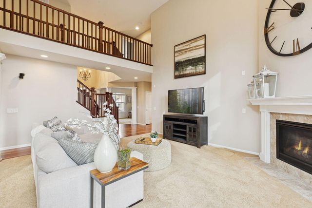 6726 Fountain Lane N, Maple Grove, MN 55311