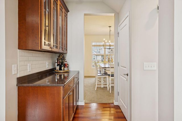 6726 Fountain Lane N, Maple Grove, MN 55311