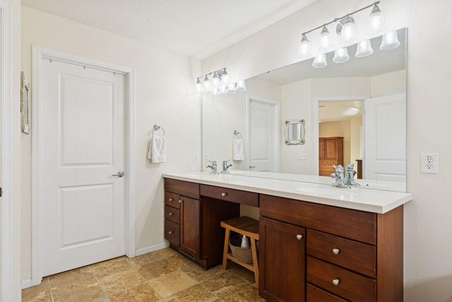 6726 Fountain Lane N, Maple Grove, MN 55311