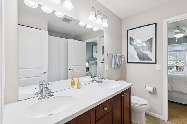 6726 Fountain Lane N, Maple Grove, MN 55311