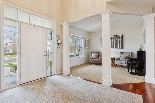 6726 Fountain Lane N, Maple Grove, MN 55311