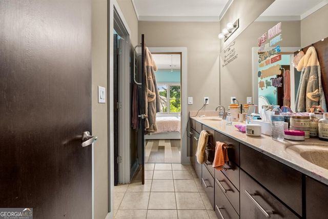 2195 Watercrest Commons Circle, Marietta, GA 30062