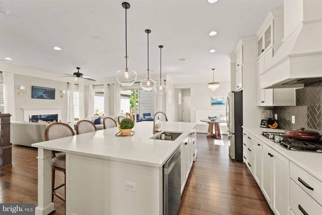 22986 BUBBLING BROOK DR, Brambleton, VA 20148