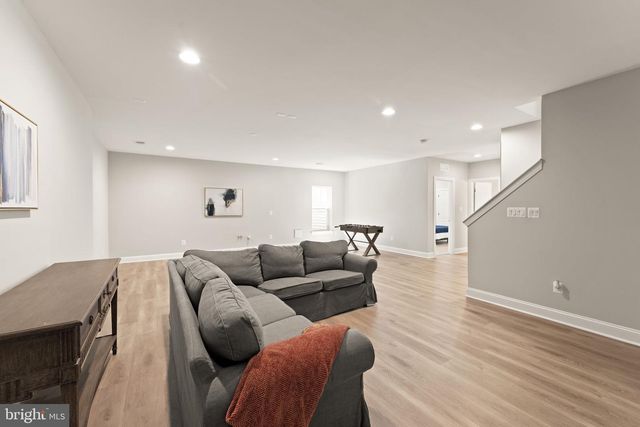 22986 BUBBLING BROOK DR, Brambleton, VA 20148