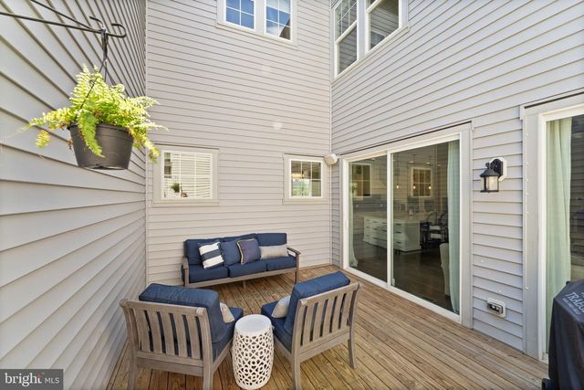 22986 BUBBLING BROOK DR, Brambleton, VA 20148