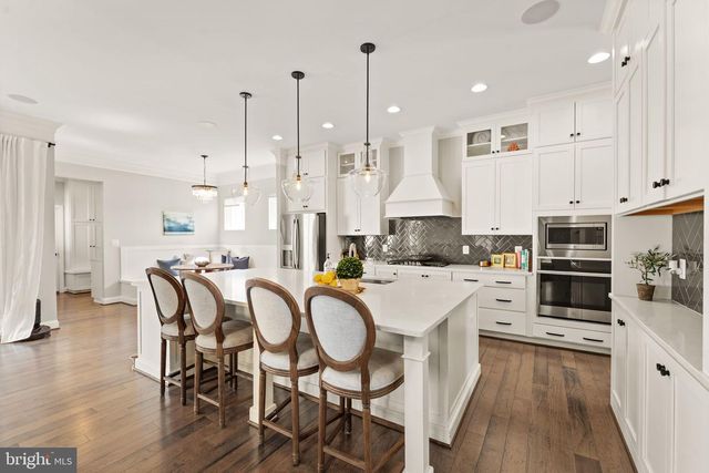 22986 BUBBLING BROOK DR, Brambleton, VA 20148
