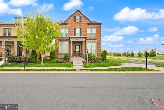 22986 BUBBLING BROOK DR, Brambleton, VA 20148