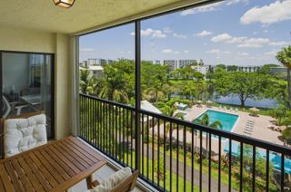 2205 S Cypress Bend Drive 604, Pompano Beach, FL 33069