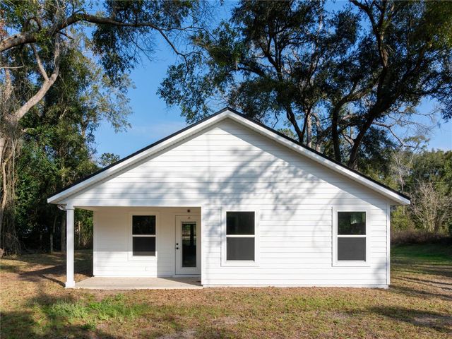 730 SW 2ND AVENUE, Trenton, FL 32693