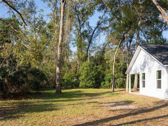 730 SW 2ND AVENUE, Trenton, FL 32693