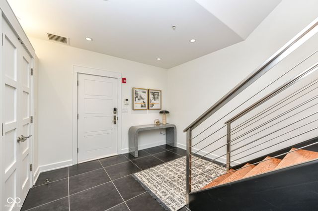 30 W Main Street B, Carmel, IN 46032