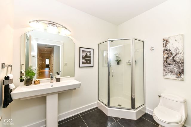 30 W Main Street B, Carmel, IN 46032