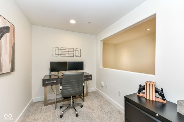 30 W Main Street B, Carmel, IN 46032