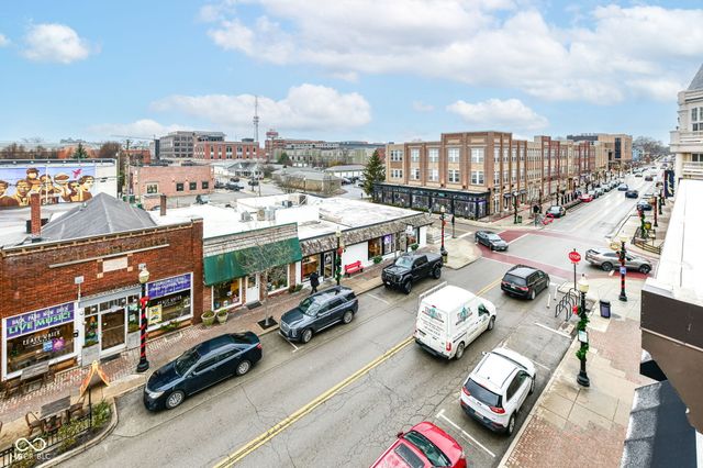 30 W Main Street B, Carmel, IN 46032