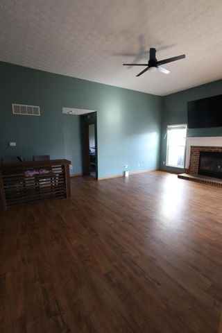 2062 Summer Banks Drive, Grove City, OH 43123