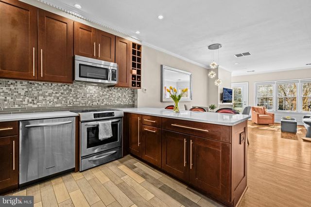 1924 NEW HAMPSHIRE AVE NW, Washington, DC 20009