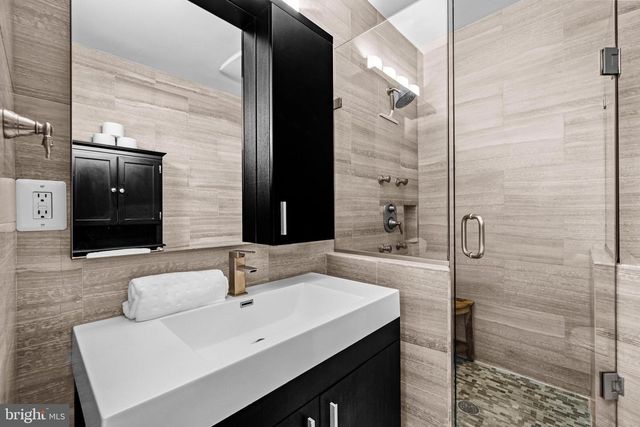 1924 NEW HAMPSHIRE AVE NW, Washington, DC 20009