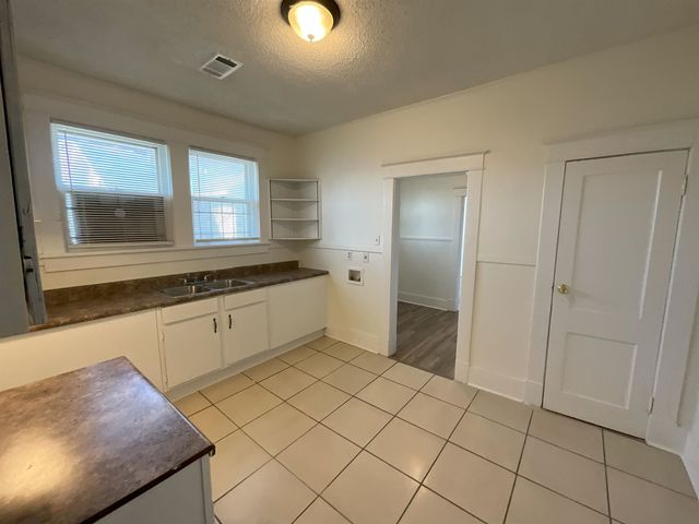 736 N WATKINS ST N, Memphis, TN 38107