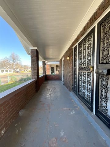 736 N WATKINS ST N, Memphis, TN 38107