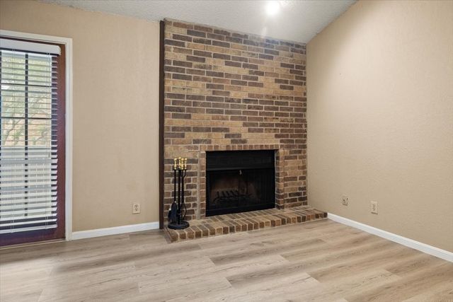 1201 Harwell Drive 225, Arlington, TX 76011
