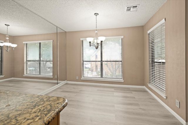 1201 Harwell Drive 225, Arlington, TX 76011