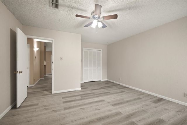 1201 Harwell Drive 225, Arlington, TX 76011