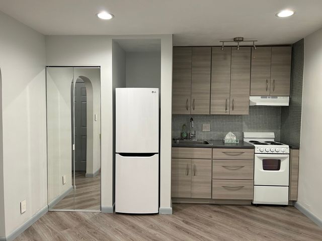 195 Thomas Burgin Parkway 510, Quincy, MA 02169