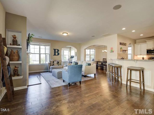 207 Maple Walk Street, Durham, NC 27703