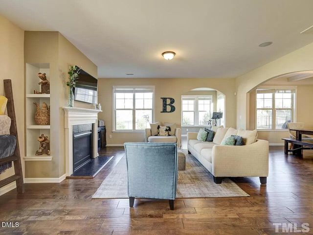 207 Maple Walk Street, Durham, NC 27703