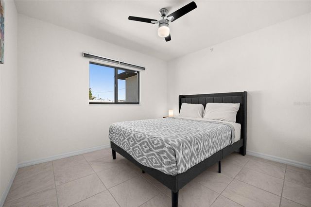 1808 SW 8TH PLACE, Cape Coral, FL 33991