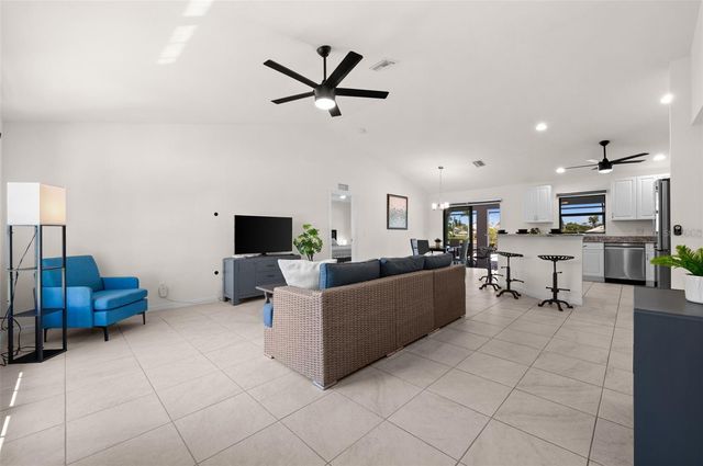 1808 SW 8TH PLACE, Cape Coral, FL 33991