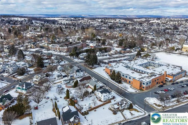 141 South Liberty Street, Nazareth Boro, PA 18064