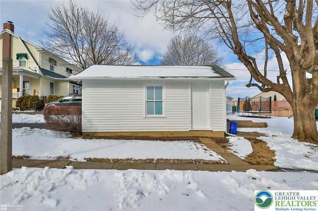 141 South Liberty Street, Nazareth Boro, PA 18064