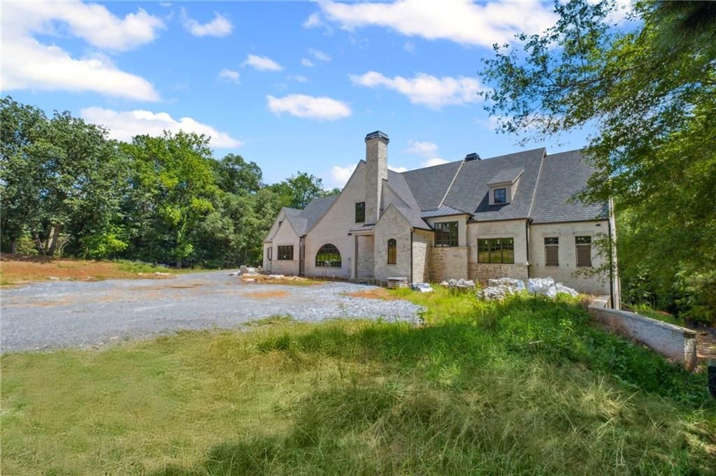 Image 3 of property listing at 615 Hickory Flat, Milton, GA 30004