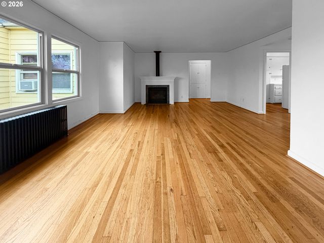 1411 N ALBERTA St 8, Portland, OR 97217